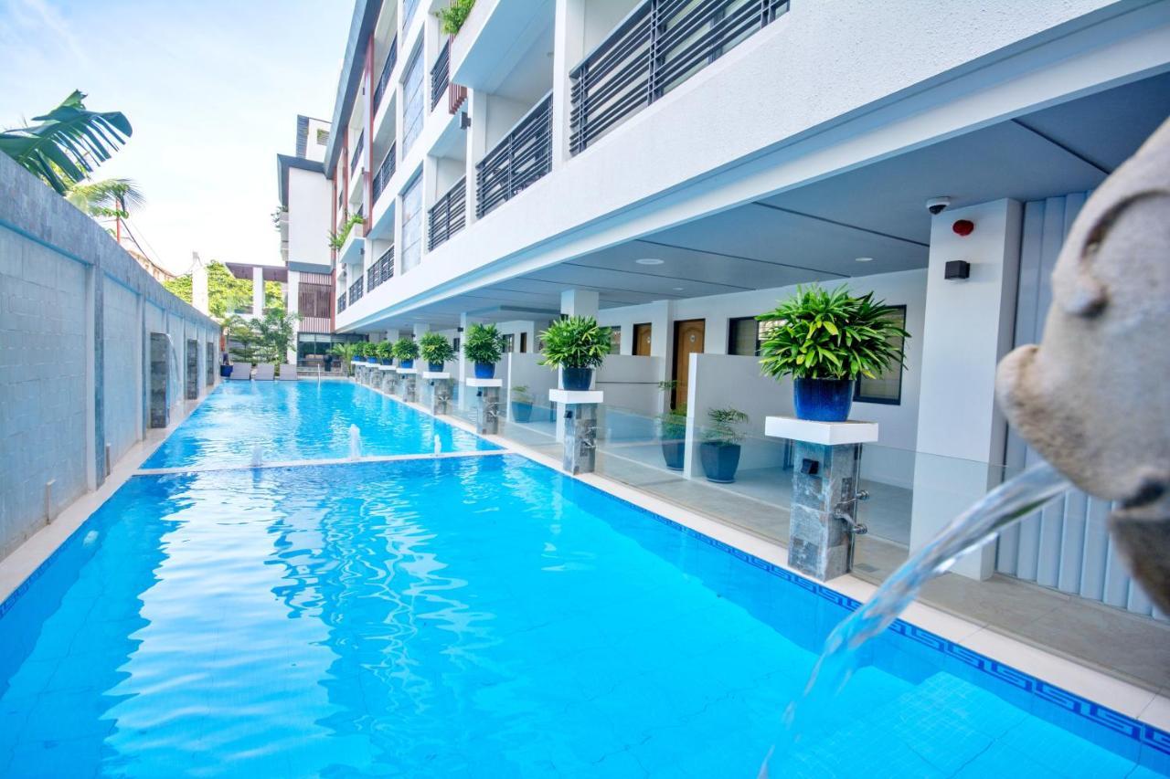 Commander Suites de Boracay Manoc-Manoc Extérieur photo