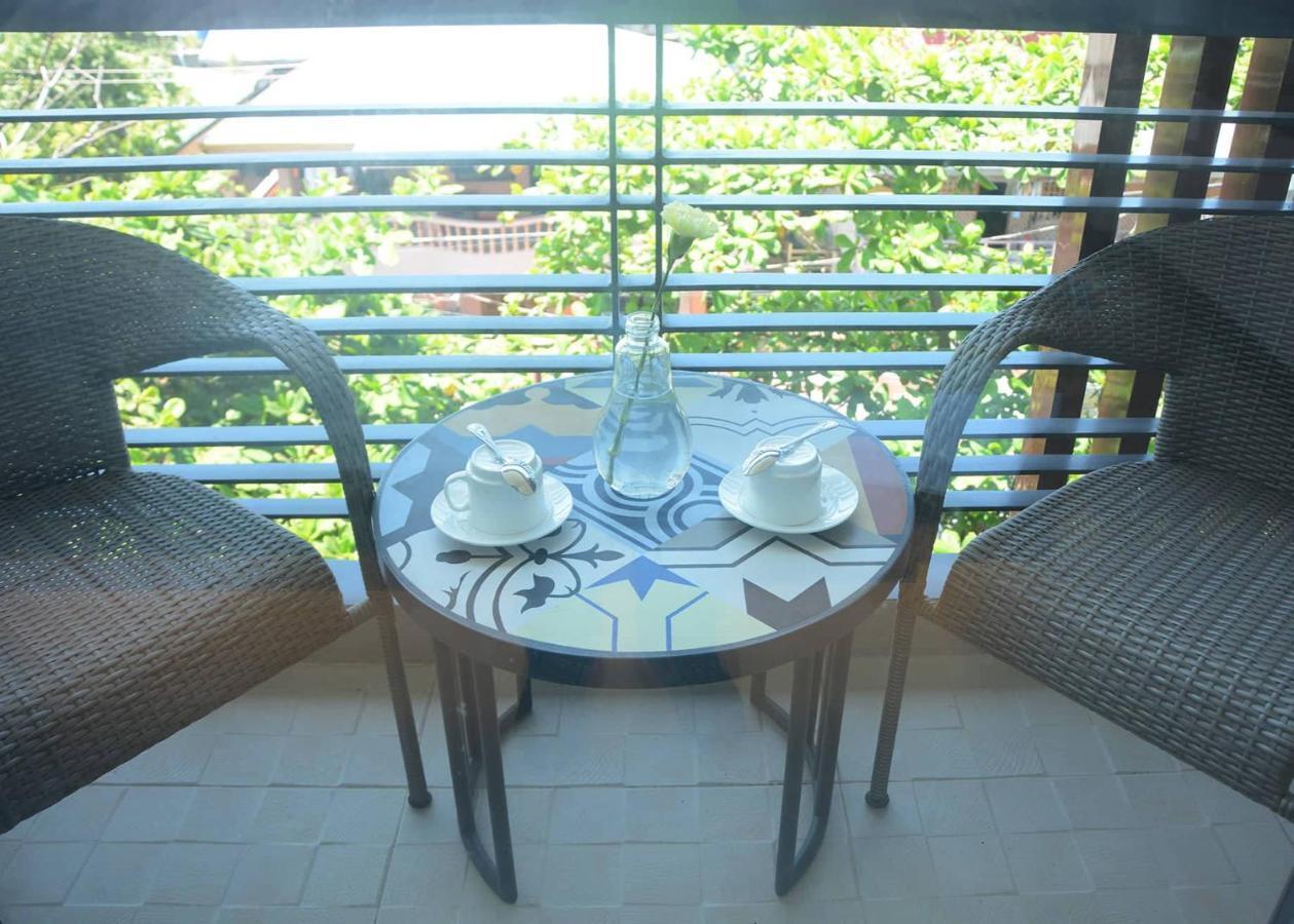 Commander Suites de Boracay Manoc-Manoc Extérieur photo